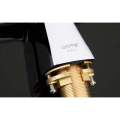 Смеситель для раковины Gappo Chanel G1204 с гигиеническим душем